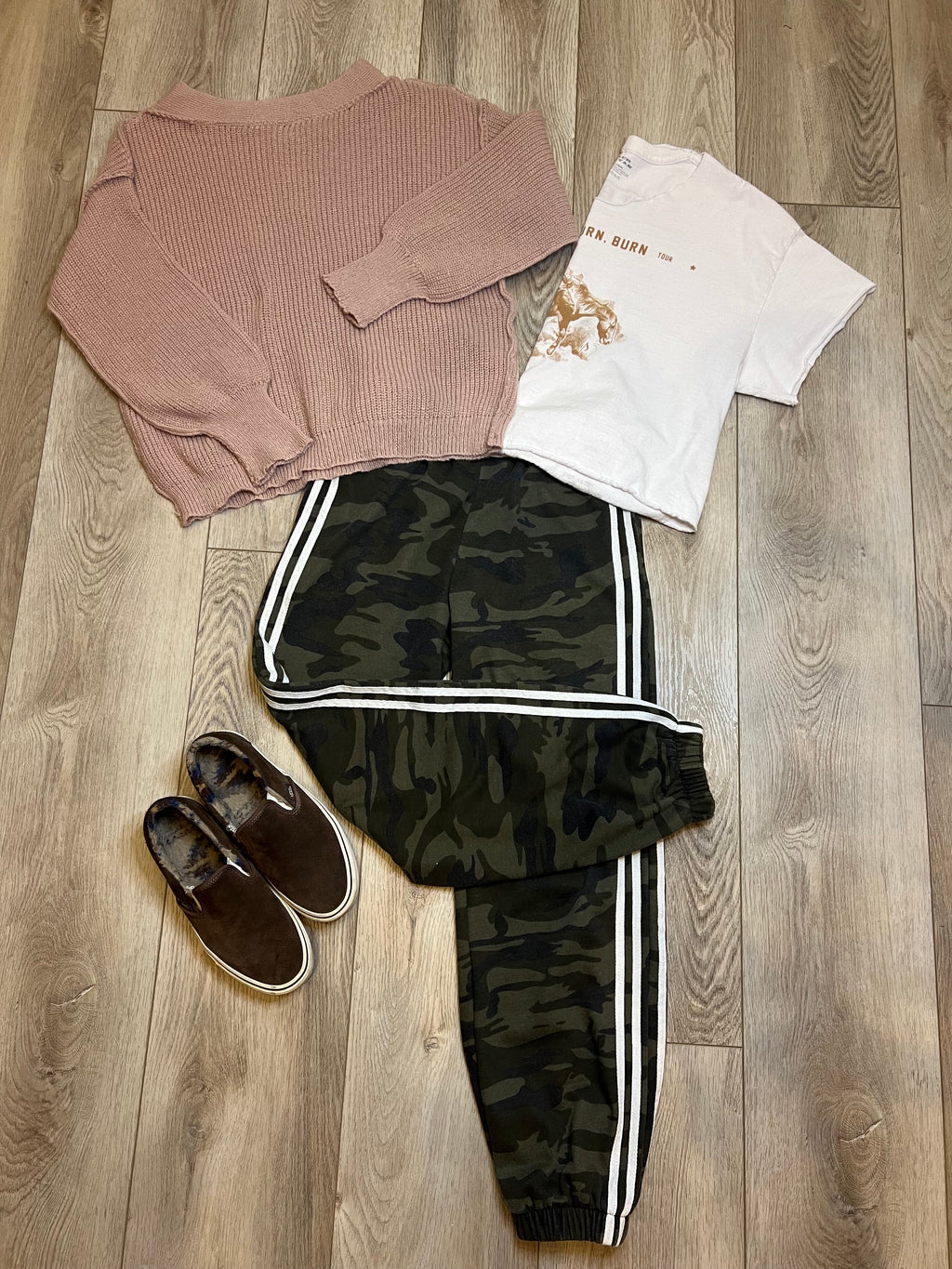 Cora Camouflage Pants With Side White Stripes